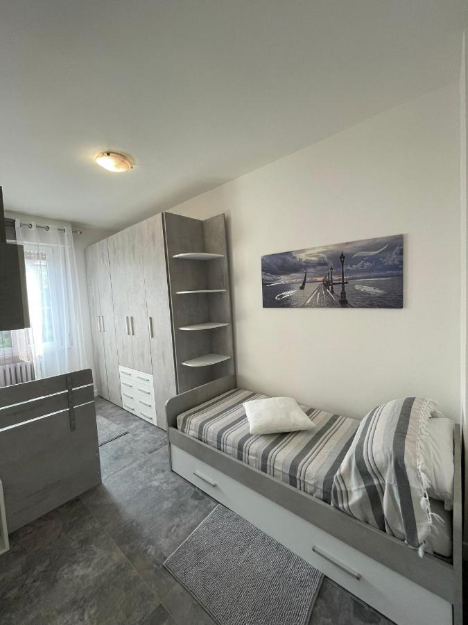 Magic Apartments Bardolino Esterno foto
