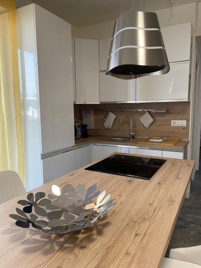 Magic Apartments Bardolino Esterno foto