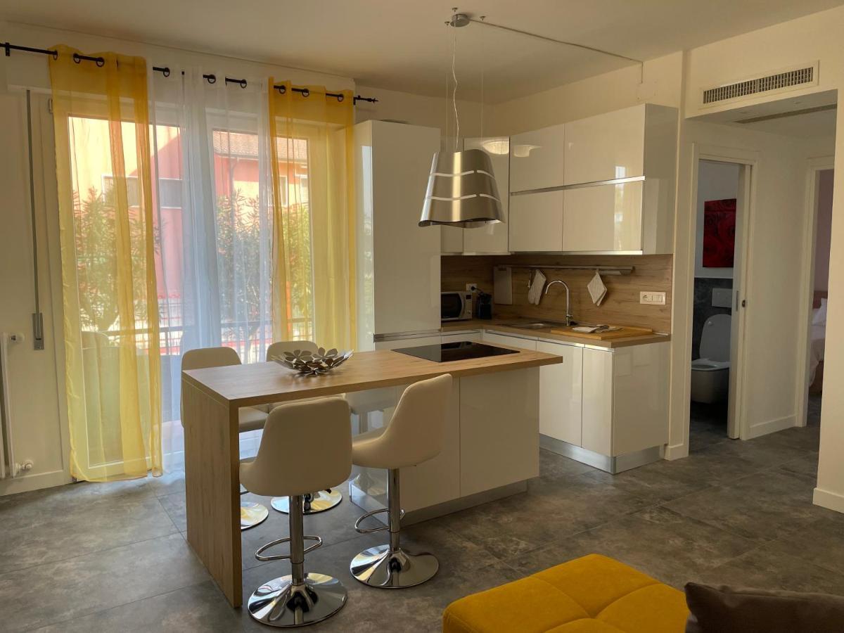 Magic Apartments Bardolino Esterno foto